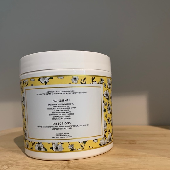 NEW. Cocoa Butter Formula with Vit E, 270g. A winter essential. - Picture 6 of 6